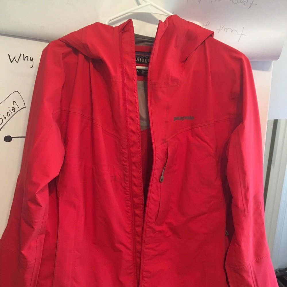 Patagonia - Women’s Lg Torrentshell Jacket